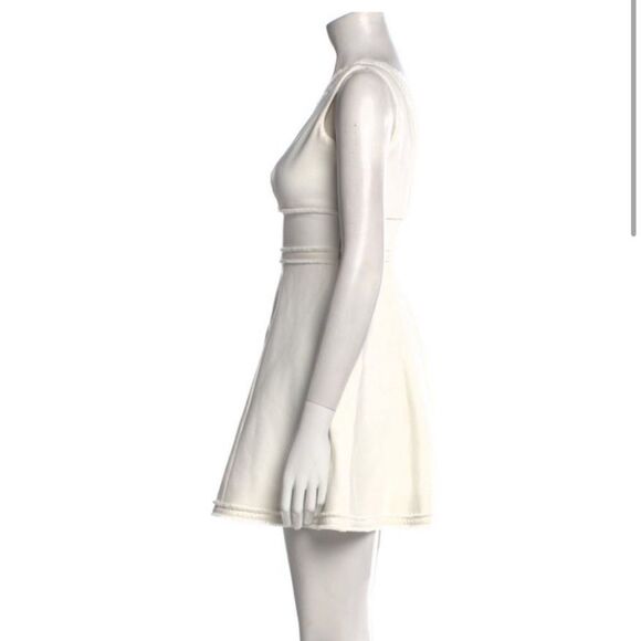 Cinq a Sept Dress Size 2 - Picture 2 of 4